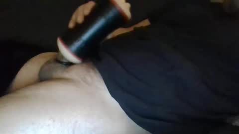 Snapshot of zakksten chatting on February 9, 11:36 pm Zakk online show from February 9, 11:36 pm