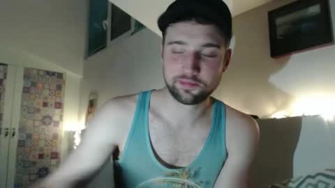 Snapshot of zakonezach chatting on May 17, 10:17 pm zakonezach online show from May 17, 10:17 pm