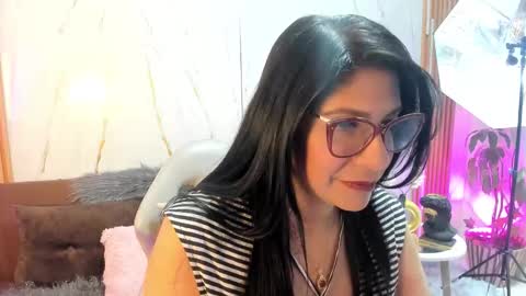 zamanthaa__ online show from October 16, 4:41 pm