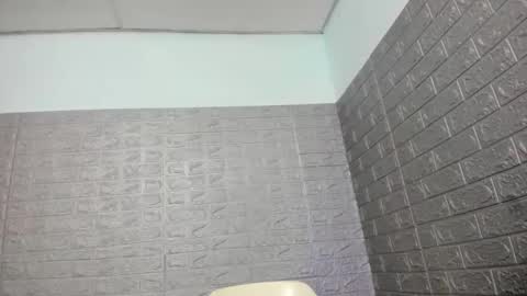 Snapshot of zamara__ chatting on April 23, 12:29 pm Zamara online show from April 23, 12:29 pm
