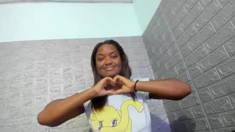 Snapshot of zamara__ chatting on May 12, 11:07 am Zamara online show from May 12, 11:07 am