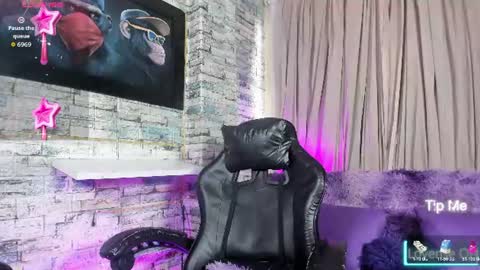 Snapshot of zamara_kleii chatting on July 14, 9:20 pm Zamara Kleii online show from July 14, 9:20 pm