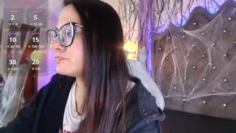   online show from November 6, 7:04 pm