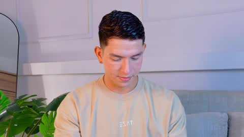 Zane Dawson online show from April 7, 7:58 pm