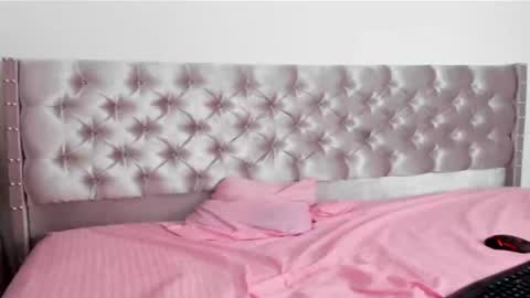 Snapshot of zanxley_ chatting on January 10, 11:39 pm zanxley_ online show from January 10, 11:39 pm