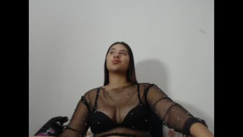 Skye online show from June 15, 8:49 am