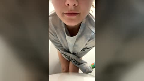 zapxxx69 online show from February 2, 4:44 am