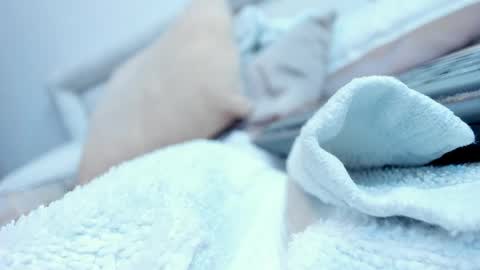 zara lopez online show from April 16, 9:50 pm