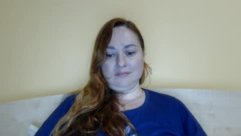 Snapshot of zara_red chatting on June 25, 1:48 pm Kate. if im not here im here foxy red333 online show from June 25, 1:48 pm