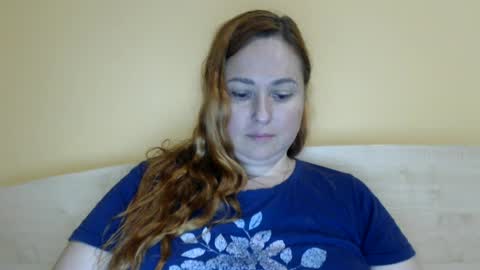 Snapshot of zara_red chatting on July 4, 12:22 pm Kate. if im not here im here foxy red333 online show from July 4, 12:22 pm