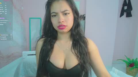 Zarah  online show from January 7, 7:17 pm