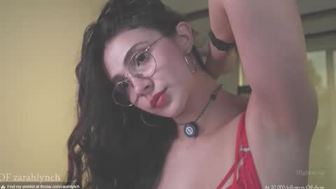 Snapshot of zarahlynch chatting on October 28, 10:23 pm Miss Lynch   Next show  2911 online show from October 28, 10:23 pm