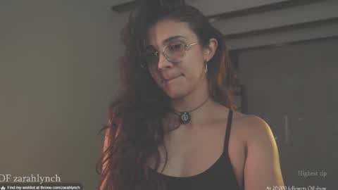 Snapshot of zarahlynch chatting on October 29, 11:50 pm Miss Lynch   Next show  2911 online show from October 29, 11:50 pm