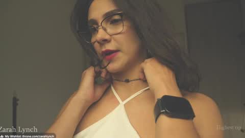 Snapshot of zarahlynch chatting on April 10, 9:30 pm Miss Lynch Next show 2911 online show from April 10, 9:30 pm