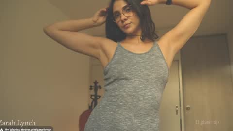 Snapshot of zarahlynch chatting on May 15, 10:17 pm Miss Lynch Next show 2911 online show from May 15, 10:17 pm