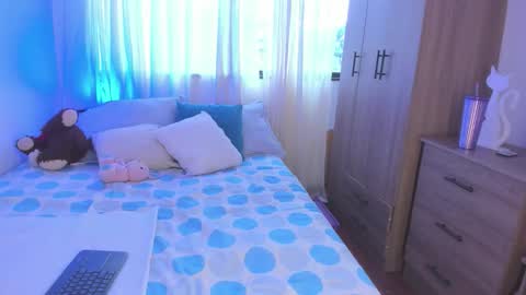 Snapshot of zaraparkers chatting on February 20, 6:52 pm online show from February 20, 6:52 pm