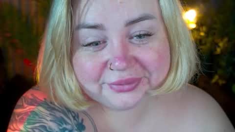 Lola online show from November 18, 6:51 am