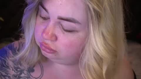 Lola online show from April 21, 2:37 am