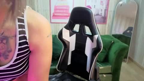 Isabella online show from April 14, 12:44 pm