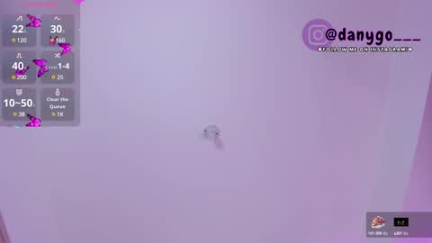 Snapshot of zarianaevanz chatting on March 11, 1:37 am Zariana online show from March 11, 1:37 am