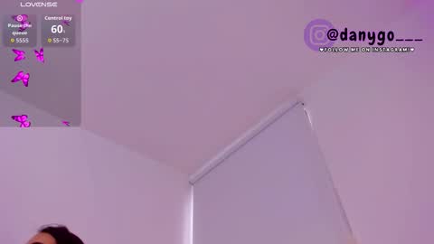 Zariana online show from November 29, 7:06 pm