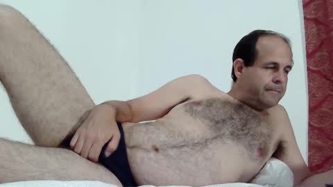 Snapshot of zasss40 chatting on September 30, 4:39 am Alex online show from September 30, 4:39 am