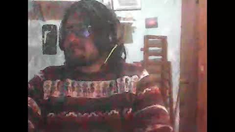 Snapshot of zatiro992 chatting on February 15, 3:58 am Zatth online show from February 15, 3:58 am