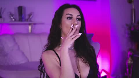 Mira online show from April 19, 3:17 am