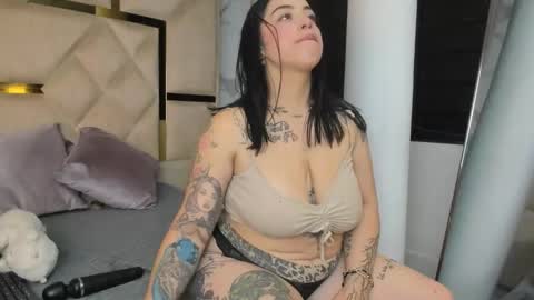Snapshot of zayrastorm chatting on April 30, 3:40 pm Zayra online show from April 30, 3:40 pm