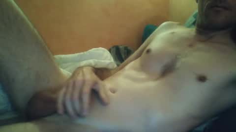 Snapshot of zaze71 chatting on February 5, 5:52 am zaze71 online show from February 5, 5:52 am