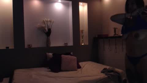 Karolyne online show from February 2, 11:09 am