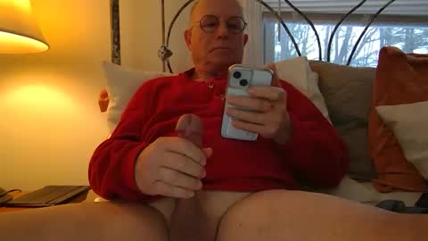 Snapshot of zedman521 chatting on February 25, 12:03 pm zedman521 online show from February 25, 12:03 pm