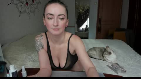 Snapshot of zefir_ka_art chatting on March 31, 11:43 am ZefirkaKsu online show from March 31, 11:43 am