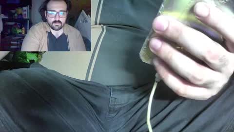 Snapshot of zeibud chatting on June 27, 1:39 pm Cass online show from June 27, 1:39 pm