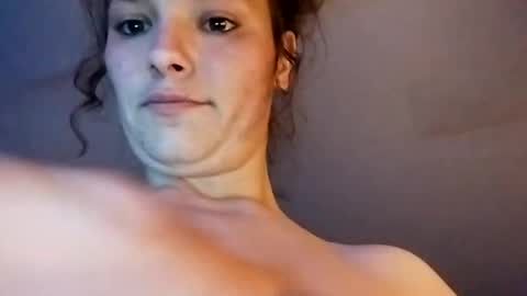 KENDAL Kaylee online show from February 26, 9:42 am