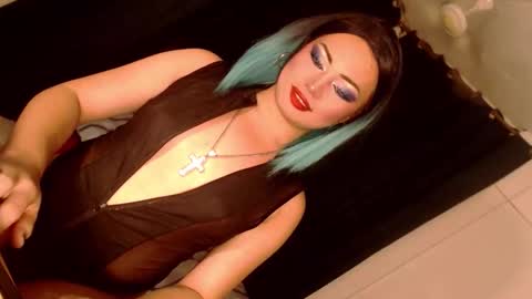 Snapshot of zemi_max chatting on May 30, 8:28 pm zemi_max online show from May 30, 8:28 pm