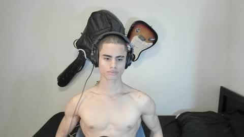 Snapshot of zenhzu chatting on December 28, 11:59 pm zenzhu online show from December 28, 11:59 pm