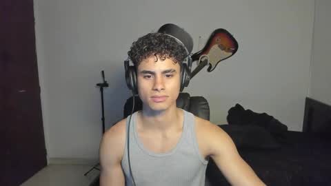 Snapshot of zenhzu chatting on October 19, 1:28 am zenzhu online show from October 19, 1:28 am