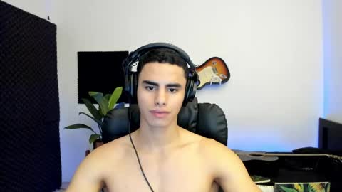 Snapshot of zenhzu chatting on May 21, 3:30 pm zenzhu online show from May 21, 3:30 pm