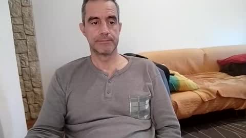 zenikk online show from October 12, 6:34 am