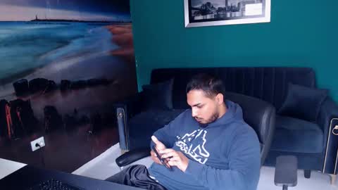 zenobaro online show from October 14, 7:31 am