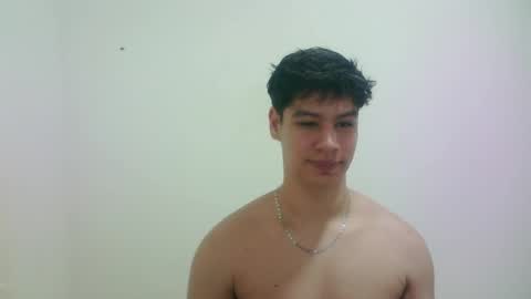 zeus_183 online show from April 20, 4:48 am