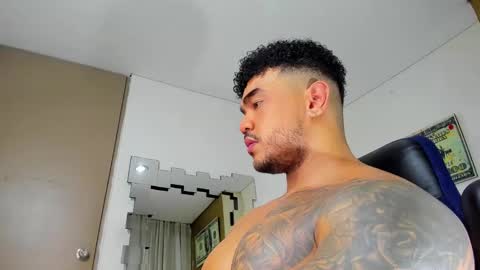 zeus strong online show from March 6, 12:00 am