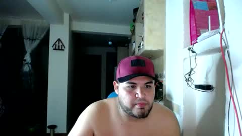 Snapshot of zeusdedios chatting on March 9, 5:22 am Enrique online show from March 9, 5:22 am