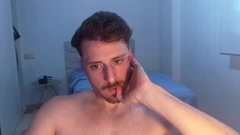 Snapshot of zeusoctavian chatting on June 19, 6:01 pm Zeus Octavian online show from June 19, 6:01 pm