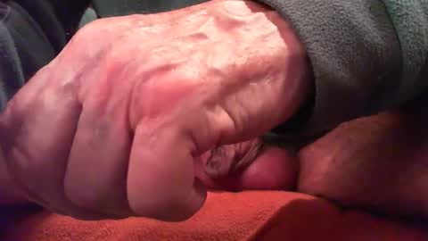 zevioo77 online show from January 6, 8:23 pm