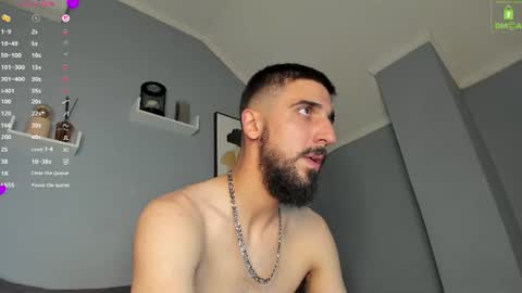 Snapshot of zeyn_edwards chatting on July 18, 11:03 am ZEYN online show from July 18, 11:03 am