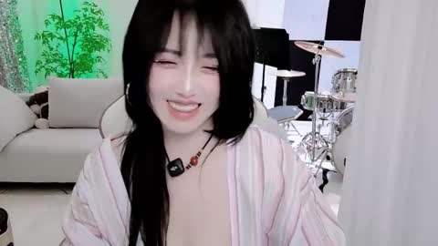 zhen online show from November 7, 4:29 pm