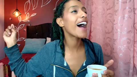 Zia Green online show from January 13, 3:26 pm