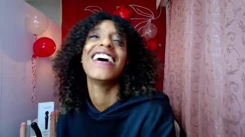 Zia Green online show from February 19, 3:38 pm